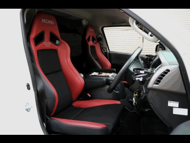 RECARO�i���J���V�[�g�j�@TOYOTA�@�n�C�G�[�X���S���@GL�@3�^�@�Ɂ@���J���@SR-7F�@Lassic�@RED�@�~2�r�@����