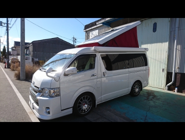 TOYOTA�@�n�C�G�[�X�@�o���@���C�h�@�Ɂ@RECARO�i���J���j�V�[�g����