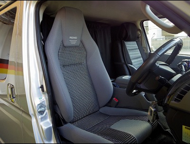 RECARO�i���J���V�[�g�j�@TOYOTA�@�n�C�G�[�X�@�Ɂ@RECARO�i���J���j�@LX-F�@IN110�@�O���C�@����