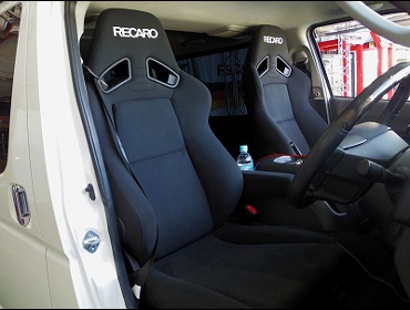RECARO�i���J���V�[�g�j�@TOYOTA�@���W�A�X�G�[�X�@4�^�@2015�N�@�Ɂ@���J���@SR-7F�@KK100�@BK�@�A�[�����X�g�t���@�~2�r�@����