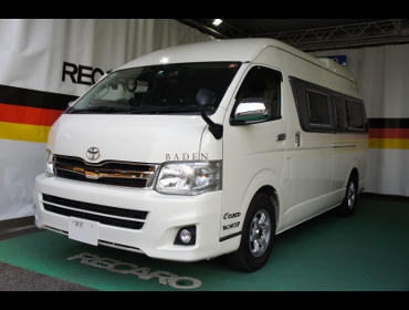 TOYOTA�@�n�C�G�[�X�@3�^�@TRH221K�@�Ɂ@RECARO�i���J���j�V�[�g����