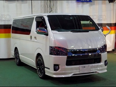 TOYOTA�@�n�C�G�[�X�@4�^�@�Ɂ@RECARO�i���J���j�V�[�g����