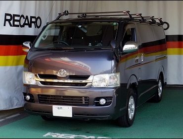 TOYOTA�@�n�C�G�[�X�@2�^�@200�n�@�Ɂ@RECARO�i���J���j�V�[�g����