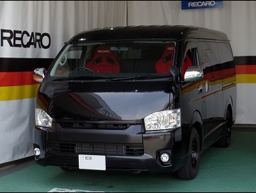 TOYOTA�@�n�C�G�[�X�@4�^�@���S��GL�@2017�N�@�Ɂ@RECARO�i���J���j�V�[�g����