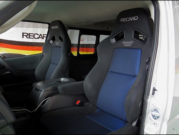 RECARO�i���J���V�[�g�j�@TOYOTA�@�n�C�G�[�X�i2018�N�j�@200�n�@4�^�@S-GL�@2WD�@�Ɂ@���J���@SR-7F�@GK100�@BK/BL�@�A�[�����X�g�t���@�~2�r�@����