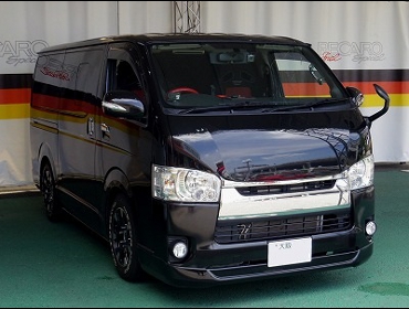 TOYOTA�@�n�C�G�[�X�@4�^�@�Ɂ@RECARO�i���J���j�V�[�g����