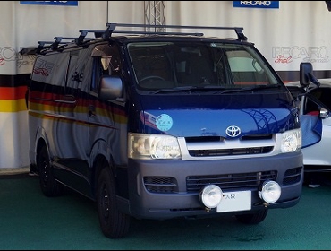 TOYOTA�@�n�C�G�[�X�@�Ɂ@RECARO�i���J���j�V�[�g����