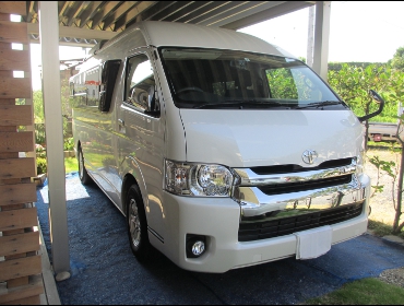 TOYOTA�@�n�C�G�[�X200�n�@4�^�@�X�[�p�[�����O�@�L�����s���O�@�Ɂ@RECARO�i���J���j�V�[�g����