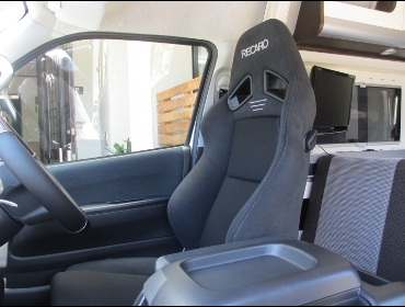 RECARO�i���J���V�[�g�j�@TOYOTA�@�n�C�G�[�X200�n�@4�^�@�X�[�p�[�����O�@�L�����s���O�@�Ɂ@SR-7F�@GK100�@BK/BK�@�A�[�����X�g�t���@����