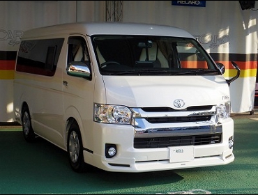 TOYOTA�@�n�C�G�[�X�i2018�N�j�@�Ɂ@RECARO�i���J���j�V�[�g����