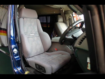 RECARO�i���J���V�[�g�j�@TOYOTA�@�n�C�G�[�X�i2009�N�j�@�Ɂ@RECARO�i���J���j�@�I���\�y�hAN220HV�@�O���C�@����
