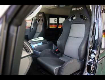 RECARO�i���J���V�[�g�j�@TOYOTA�@�n�C�G�[�X�@200�n�@5�^�@�K�\�����i2017�N�j�@�Ɂ@RECARO�i���J���j�@SR-7F�@GK100�@BK/SIL�@���@SR-7�@SK100�@BK/SIL�@����