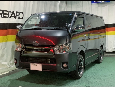 TOYOTA�@�n�C�G�[�X�@4�^�i2016�N�j�@�Ɂ@RECARO�i���J���j�@SR-7F�@Lassic�@BK�@�V�[�g�q�[�^�[�t���@����