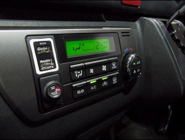 RECARO�i���J���V�[�g�j�@TOYOTA�@�n�C�G�[�X�@200�n�@�Ɂ@RECARO�i���J���j�@�I���\�y�hAN220HV�@���@�G���S���hMV�@BK�@�V�[�g�q�[�^�[�t���@����