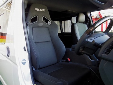 RECARO�i���J���V�[�g�j�@TOYOTA�@�n�C�G�[�X�@4�^�i2018�N�j�@�Ɂ@RECARO�i���J���j�@SR-7F�@GK100�@BK/BK�@����