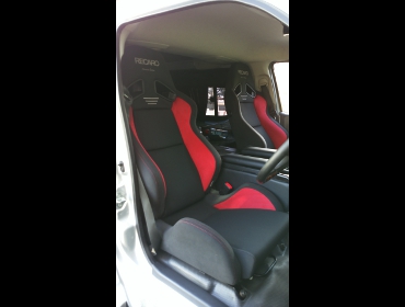 TOYOTA�@�n�C�G�[�X�@3�^�@�W���{�f�B�@�Ɂ@RECARO�i���J���j�@SR-7�@����@�A�h�o���X�G�f�B�V����2019�@RED�@���@SR-7F�@����@�A�h�o���X�G�f�B�V����2019�@RED�@����