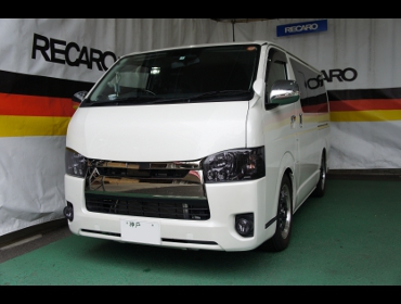 TOYOTA�@�n�C�G�[�X200�n�@�Ɂ@RECARO�i���J���j�@SR-7F�@GK100�@BK/BK�@����