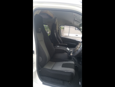 TOYOTA�@�n�C�G�[�X�@5�^�@�����O���C�h�@�~�h�����[�t�@�L�����s���O�J�[�@�Ɂ@RECARO�i���J���j�@LX-F�@IN110�@BK�@�A�[�����X�g�t���@�~���E�@����