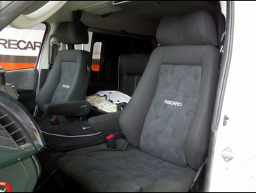 TOYOTA�@�n�C�G�[�X�@200�n�@���C�h�@�Ɂ@RECARO�i���J���j�@�G���S���hMV�@BK�@�V�[�g�q�[�^�[�t���@���@�A�[�����X�g�t���@�~���E�@����