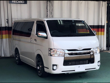 TOYOTA�@�n�C�G�[�X�@�Ɂ@RECARO�i���J���j�@SR-7F�@KK100�@BK�@����