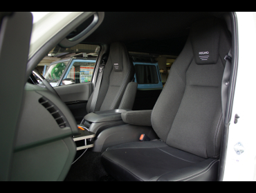 TOYOTA�@�n�C�G�[�X�@�Ɂ@RECARO�i���J���j�@LX-F�@TR�@NN�@�~�@���E�@����