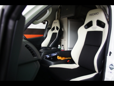 TOYOTA�@�n�C�G�[�X�@�L�����s���O�����ԁi2019�N�j�@�Ɂ@RECARO�i���J���j�@SR-7F�@Lassic �����U�[�@�V�[�g�q�[�^�[�t���@�A�[�����X�g�t���@�~���E�@����