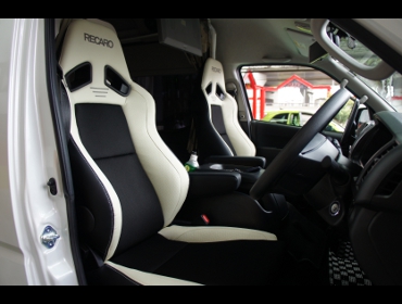 TOYOTA�@�n�C�G�[�X�@�L�����s���O�����ԁi2019�N�j�@�Ɂ@RECARO�i���J���j�@SR-7F�@Lassic �����U�[�@�V�[�g�q�[�^�[�t���@�A�[�����X�g�t���@�~���E�@����