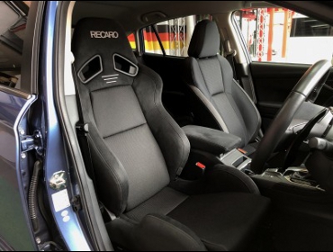 TOYOTA�@200�n�n�C�G�[�X�@�Ɂ@RECARO�i���J���j�@SR-7F�@GK100�@BK/BK�@����