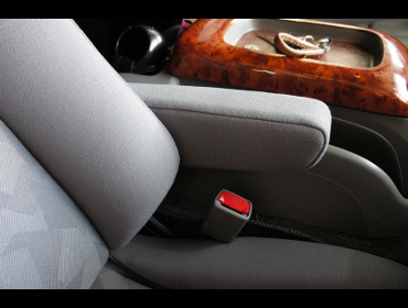 TOYOTA�@�n�C�G�[�X�@200�n�@1�^�@�Ɂ@RECARO�i���J���j�@�G���S���hMV�@�O���C�@�~���E�@�^�]�ȑ��̂݃A�[�����X�g�t���@����