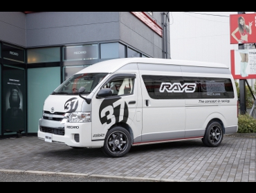 TOYOTA�@�n�C�G�[�X�@�Ɂ@RECARO�i���J���j�@LX-F�@IL110H�@���@�~���E�@����