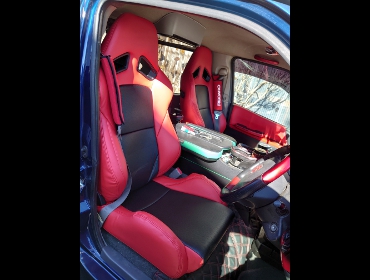 TOYOTA�@�n�C�G�[�X�o���@S-GL�@�W���{�f�B�@TRH200V�i2010�N6���j�@�Ɂ@RECARO�i���J���j�@SR-7�@GU100�@RED�@���@SR-7F�@GU100�@RED�@����