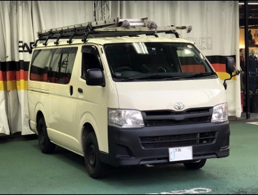 TOYOTA�@�n�C�G�[�X�@�Ɂ@RECARO�i���J���j�@SR-7F�@GK100�@BK/BK�@����