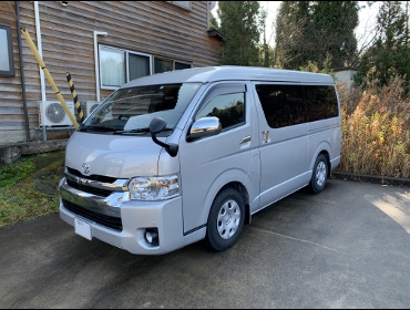 TOYOTA�@�n�C�G�[�X5�^���C�h�@�K�\�����ԁ@�Ɂ@RECARO�i���J���j�@SR-7F�@KK100�@BK�@����