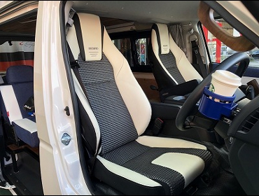 TOYOTA�@�n�C�G�[�X�@5�^�@�f�B�[�[���@�i���[�{�f�B�@�Ɂ@RECARO�i���J���j�@LX-F�@IL110H�@���@A/R�^�C�v�@�~���E�@����