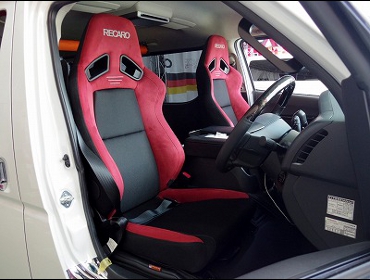 TOYOTA�@200�n�@�n�C�G�[�X�@4�^�@���C�h�{�f�B�@�Ɂ@RECARO�i���J���j�@SR-7F�@GU100�@RED�@A/R�^�C�v�@�~���E�@����