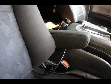 TOYOTA�@�n�C�G�[�X�@200�n�@���C�h�i2019�N�j�@�Ɂ@RECARO�i���J���j�@�G���S���hMV�@BK�@����