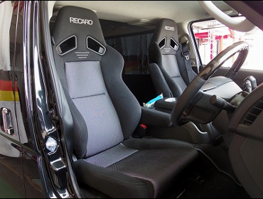 TOYOTA�@�n�C�G�[�X�@5�^�@�f�B�[�[���@�W���{�f�B�@�Ɂ@RECARO�i���J���j�@SR-7F�@GK100�@BK/SIL�@�A�[�����X�g�t���@�~���E�@����