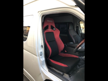 TOYOTA�@�n�C�G�[�X�@5�^�@GDH226K�i2019�N9���j�@�Ɂ@RECARO�i���J���j�@SR-7F�@GU100�@RED�@����