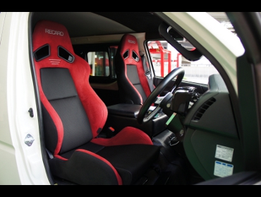TOYOTA�@�n�C�G�[�X�i2019�N�j�@�Ɂ@RECARO�i���J���j�@SR-7�@GU100�@RED�@���@SR-7F�@GU100�@RED�@����