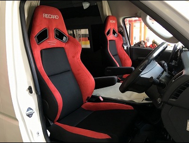 TOYOTA�@�n�C�G�[�X�i2015�N�j�@�Ɂ@RECARO�i���J���j�@SR-7F�@GU100�@RED�@�A�[�����X�g�t���@�~���E�@����