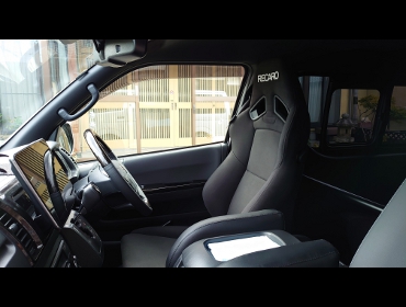 TOYOTA�@200�n�n�C�G�[�X�@�Ɂ@RECARO�i���J���j�@SR-7F�@KK100�@BK�@����
