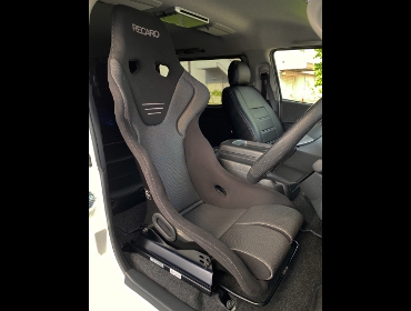 TOYOTA�@�n�C�G�[�X���S���@5�^�@4WD�@�Ɂ@RECARO�i���J���j�@RS-G�@GK�@BK/RED�@����