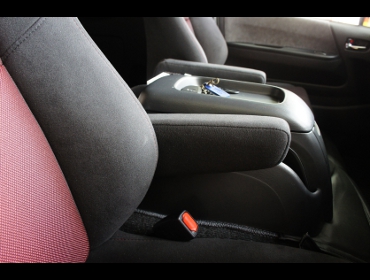 TOYOTA�@�n�C�G�[�X�@���C�h�@�~�f�B�A�����[�t�i2020�N11���j�@�Ɂ@RECARO�i���J���j�@SR-7F�@GK100H�@BK/RED�@���ʃV���[�g���H�@��SR-7F�@GK100H�@BK/RED�@�@����