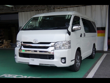 TOYOTA�@�n�C�G�[�X�@TRH219W�i2018�N�j�@�Ɂ@RECARO�i���J���j�@SR-7F�@GK100�@BK/SIL�@����