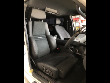TOYOTA�@�n�C�G�[�X�@200�n�i2021�N�j�@�Ɂ@RECARO�i���J���j�@�I���\�y�hDL220HV�@����