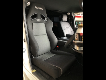 TOYOTA�@�n�C�G�[�X�@GDH206V�i2020�N�j�@�Ɂ@RECARO�i���J���j�@SR-7F�@GK100�@BK/SIL�@�A�[�����X�g�t���@����