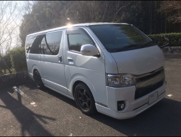 TOYOTA�@�n�C�G�[�X�@KDH201V�@�Ɂ@RECARO�i���J���j�@SR-7F�@GK100�@BK/BK�@����