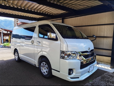 TOYOTA�@�n�C�G�[�X200�n�@6�^���C�h�@�Ɂ@RECARO�i���J���j�@SR-7�@KK100�@BK�@���@SR-7F�@KK100�@BK�@����