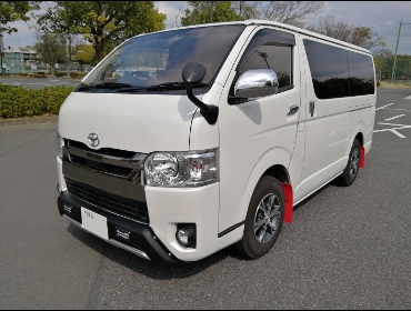 TOYOTA�@�n�C�G�[�X�@GDH201�@�W���{�f�B�@�Ɂ@RECARO�i���J���j�@SR-7F�@GU100�@BK�@����