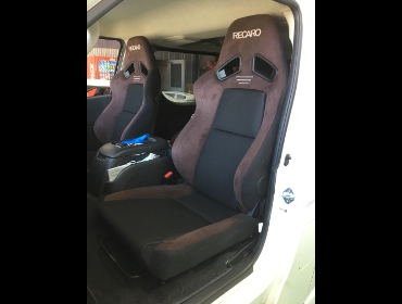 TOYOTA�@�n�C�G�[�X�@4�^�i2015�N�j�@�Ɂ@RECARO�i���J���j�@SR-7F�@GU100�@�u���E���@A/R�^�C�v�@�~���E�@����